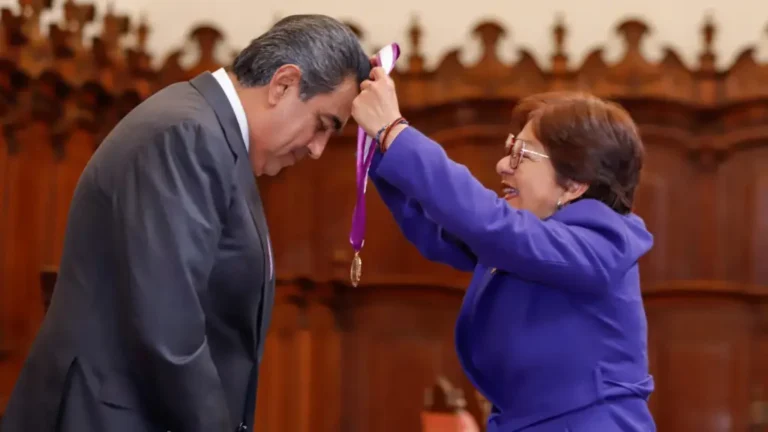 Medalla-Melchor-de-Covarrubias
